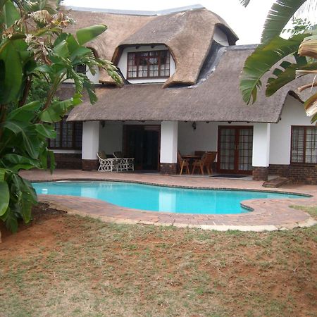 Oaktree Lodge Guest House Kyalami Exterior photo