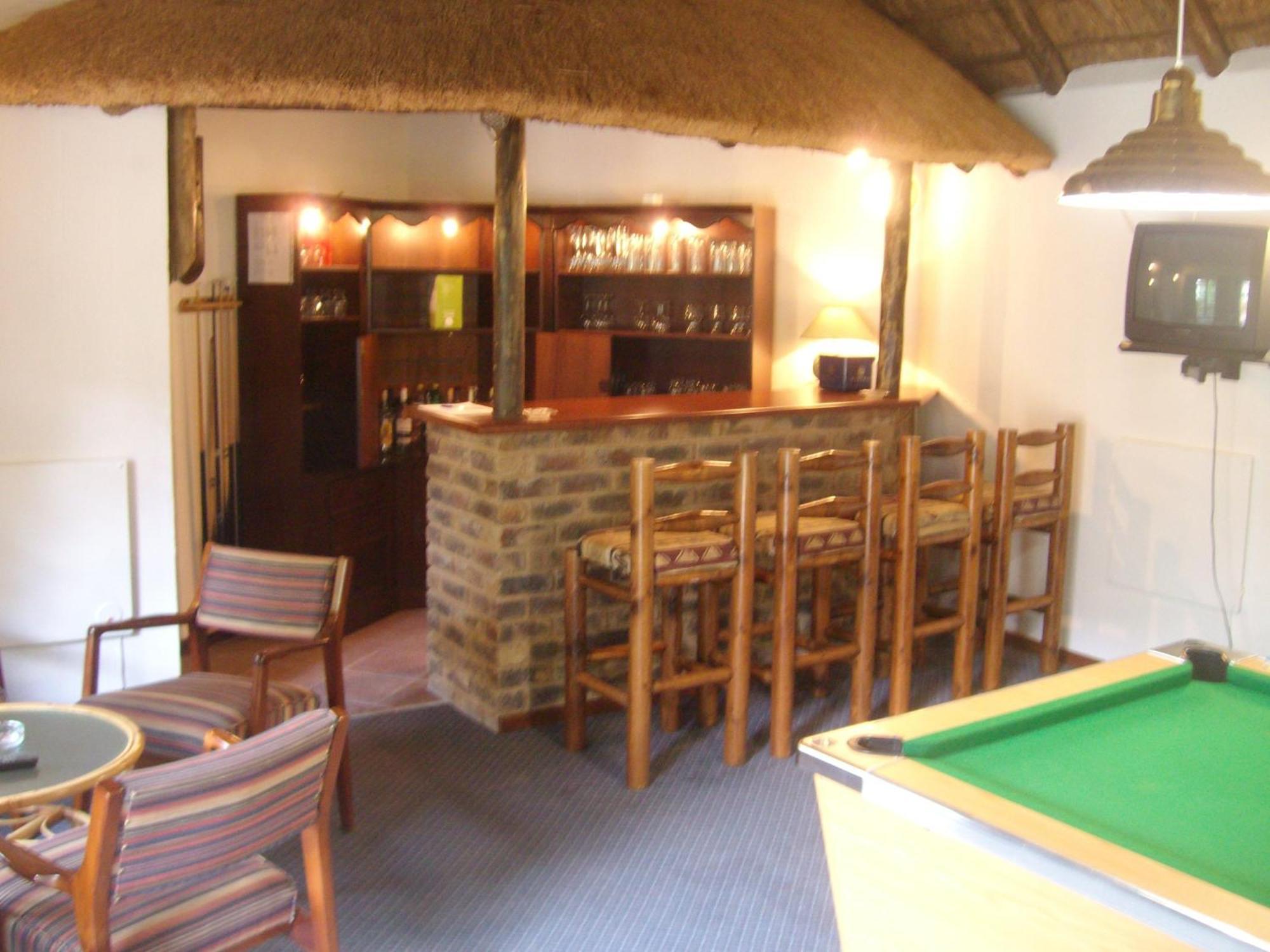 Oaktree Lodge Guest House Kyalami Exterior photo