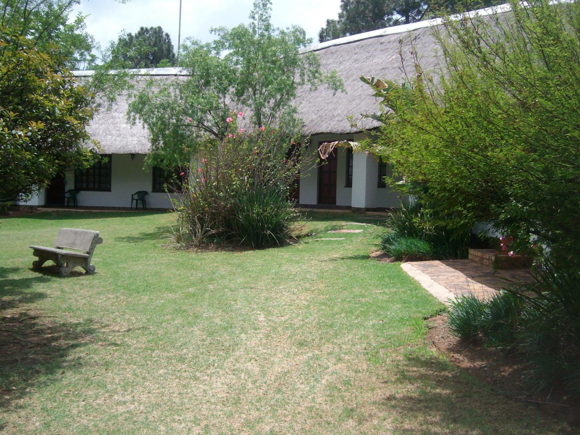 Oaktree Lodge Guest House Kyalami Exterior photo