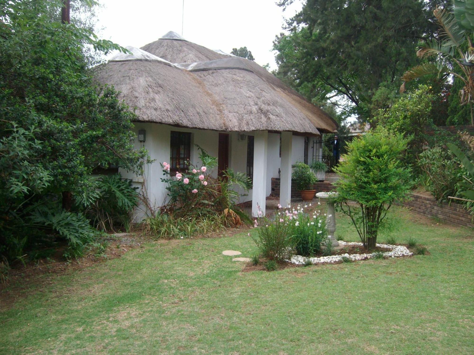 Oaktree Lodge Guest House Kyalami Exterior photo