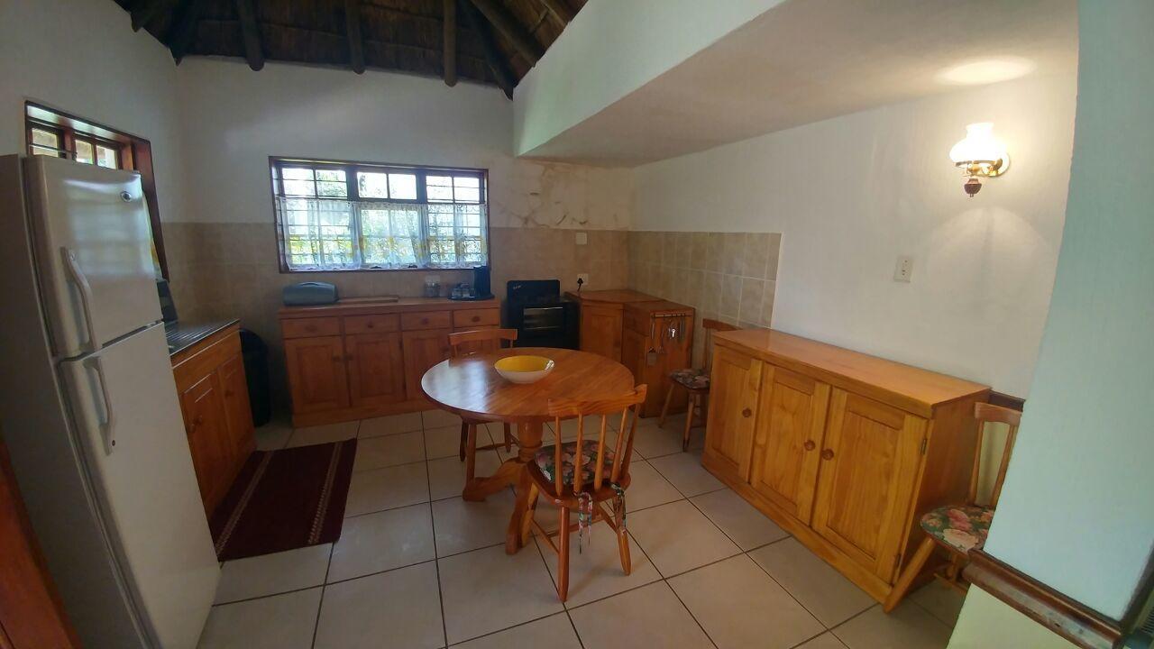 Oaktree Lodge Guest House Kyalami Exterior photo