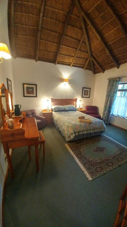 Oaktree Lodge Guest House Kyalami Exterior photo